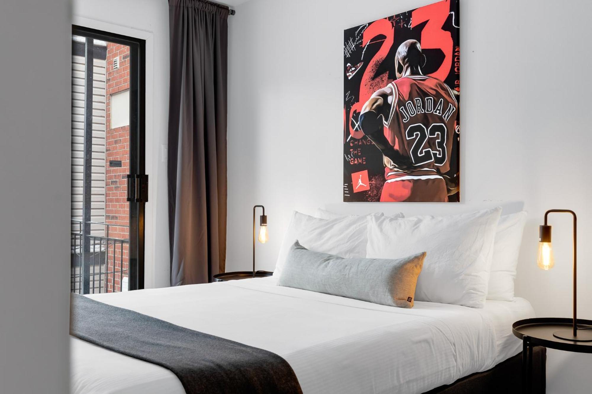 Liv Mtl Urban Aparthotel Montreal Exterior photo